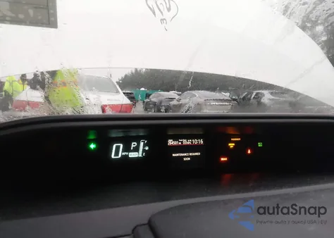 2015 Toyota Prius C Three z USA, uszkodzony, nr VIN JTDKDTB38F1108780